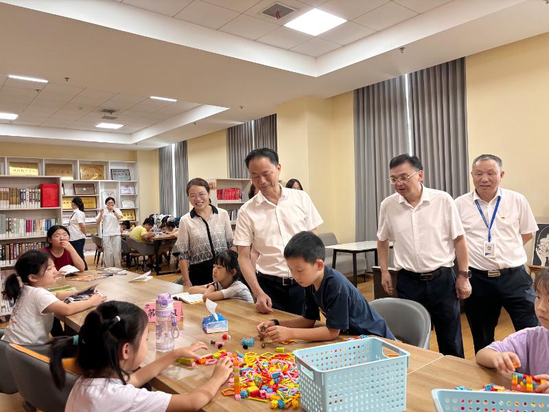 王文華到四化建調(diào)研指導(dǎo)暑期愛心托育托管工作
